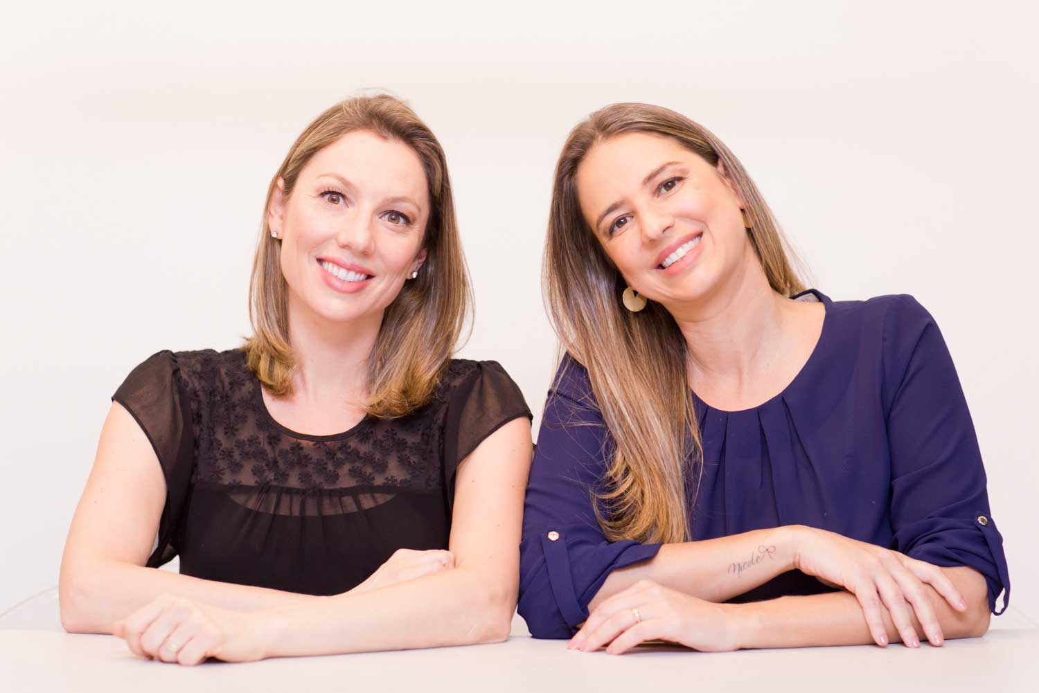 Dra. Camila e Dra. Fabíola Lanfredi